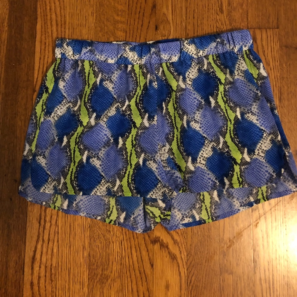 Equipment snake skin shorts